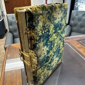 Antique Victorian photo album. Tin type photos